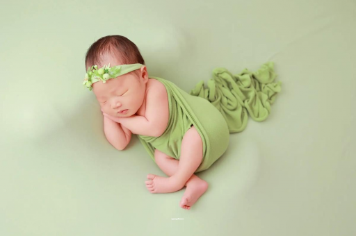 乌鲁木齐宝宝趴着睡是积食吗